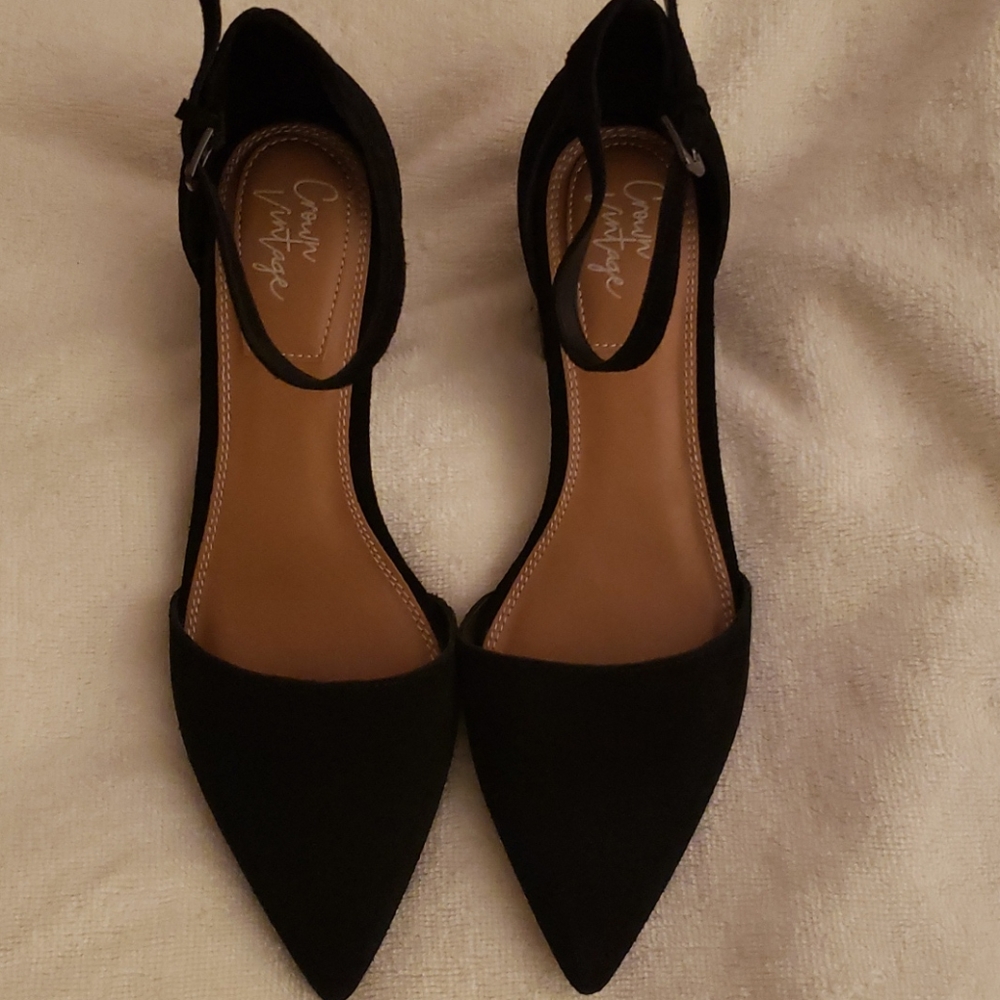 Brand new Crown Vintage ankle strap black shoes